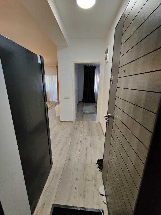 2 Rooms Apartment I Love Tea Bukares Bagian luar foto