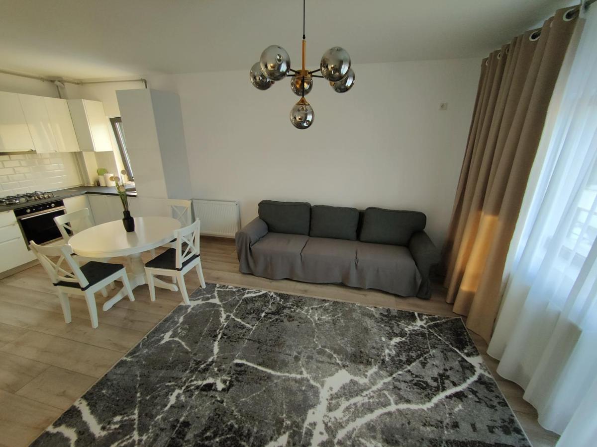2 Rooms Apartment I Love Tea Bukares Bagian luar foto