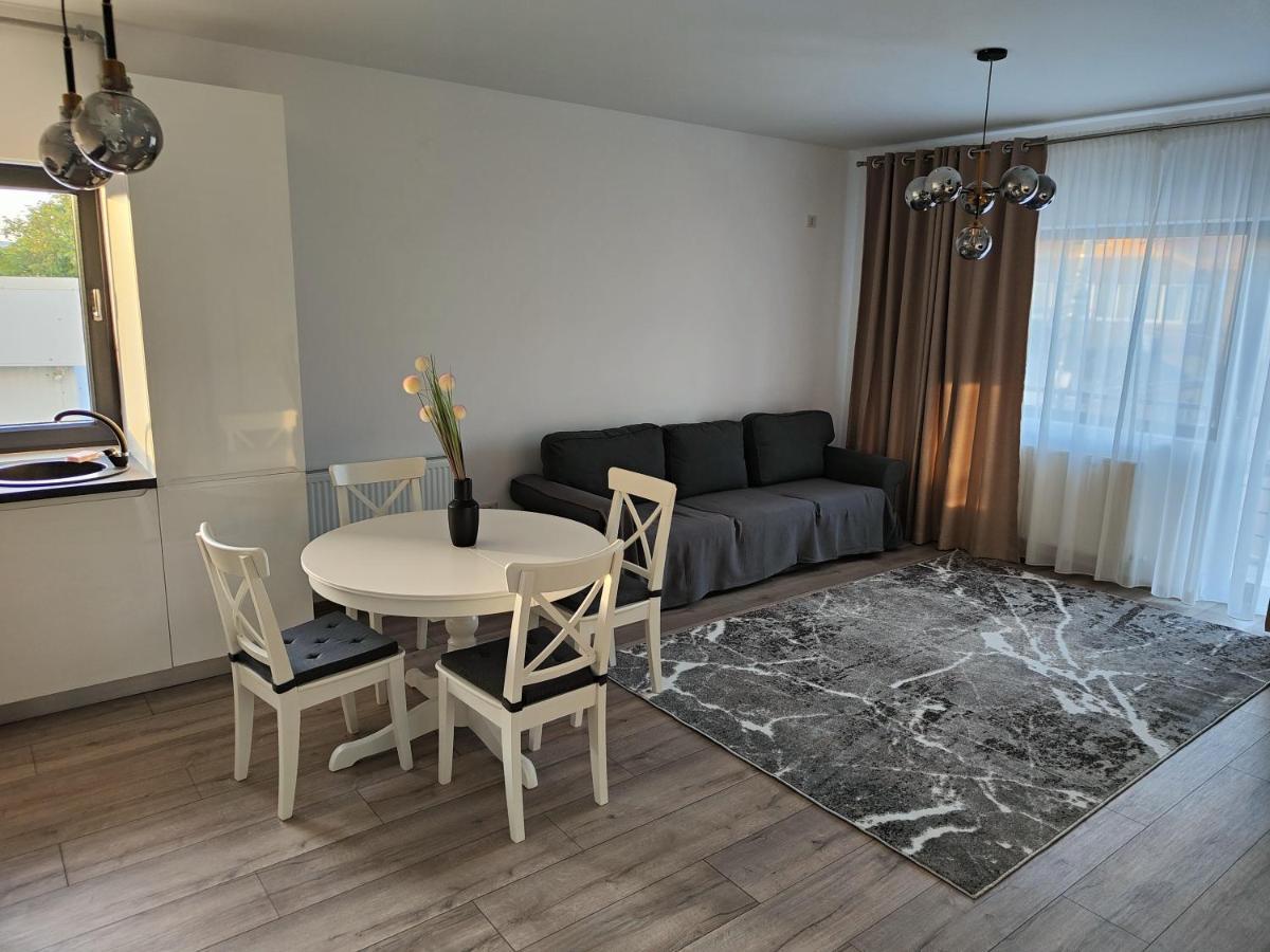 2 Rooms Apartment I Love Tea Bukares Bagian luar foto