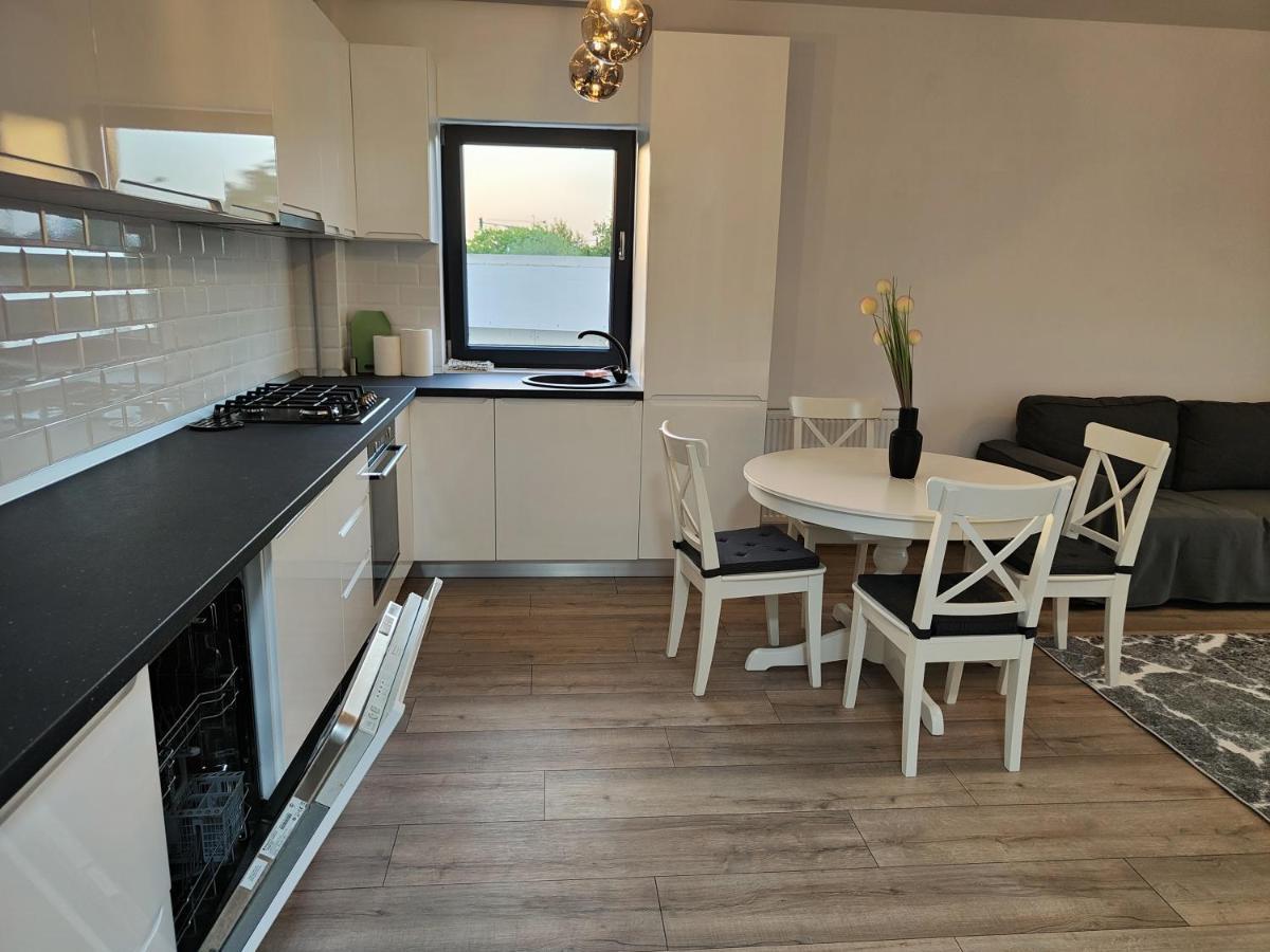 2 Rooms Apartment I Love Tea Bukares Bagian luar foto