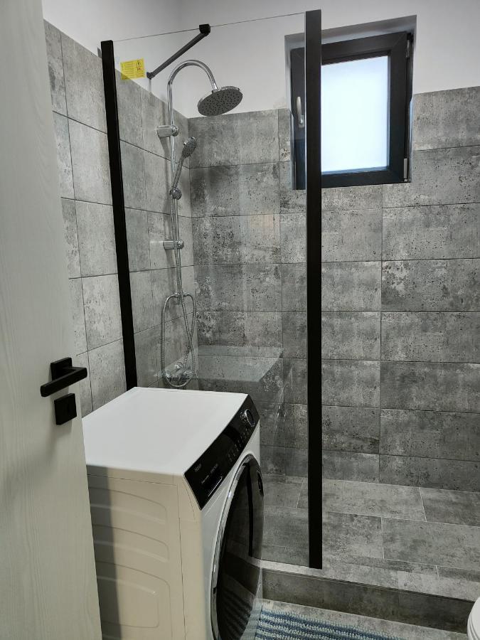 2 Rooms Apartment I Love Tea Bukares Bagian luar foto
